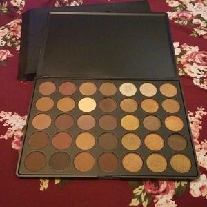 Morphe 35R Eye Shadow Palette